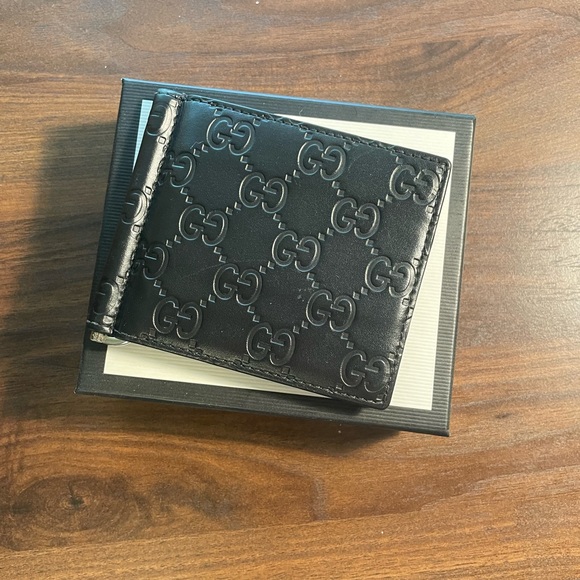 gucci signature money clip